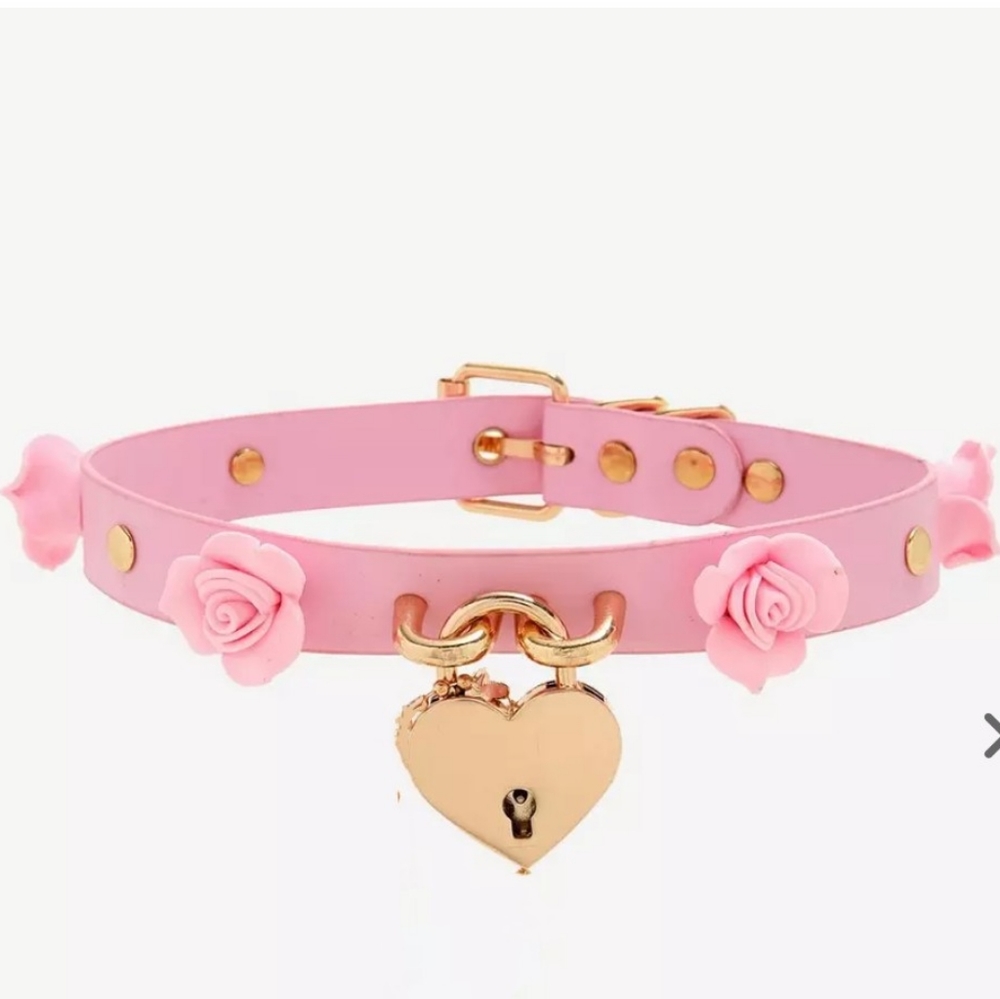 Hot Topic Pink Roses Heart Padlock Punk Goth BDSM Emo Ddlg Kawaii Choker Collar